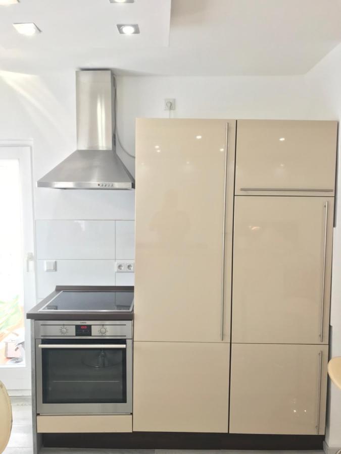 Aparts House - Balkon-Wifi-Kitchen Essen Eksteriør bilde