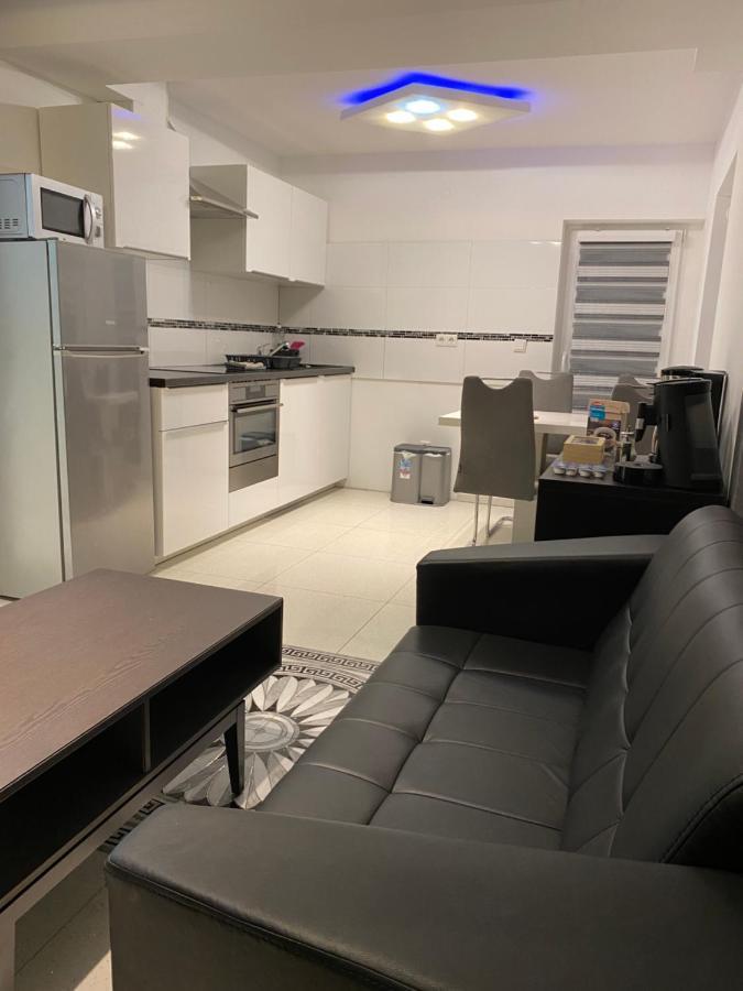 Aparts House - Balkon-Wifi-Kitchen Essen Eksteriør bilde